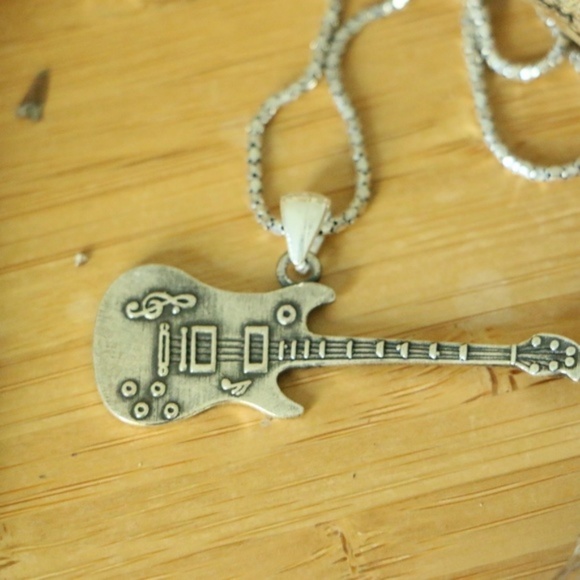 Sterling Silver GUITAR MEN'S SILVER NECKLACE - Picture 8 of 8